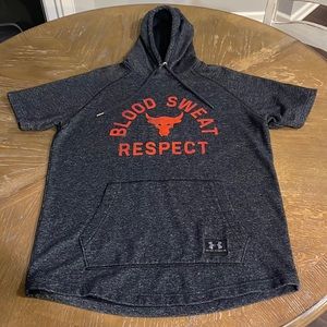 Under armour project rock short sleeve hoodie.